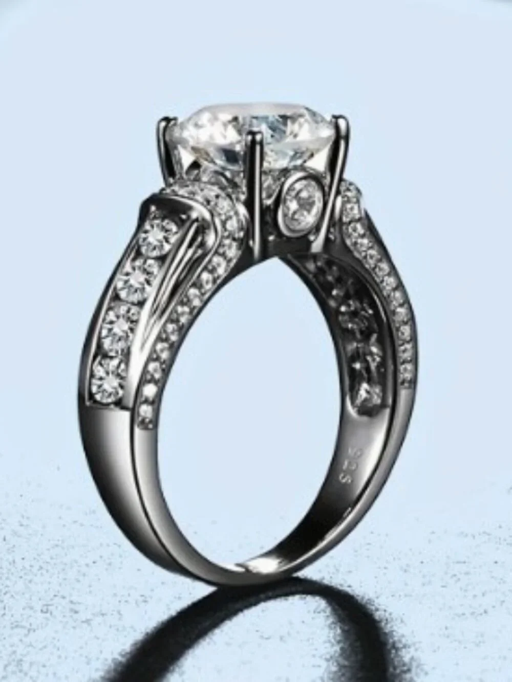 S925 Silver Inlaid with 3Ct Moissanite Ring 18K Gold Plated Size 8